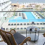 Japandi Queen Std In Infinity Pool &