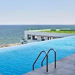 Japandi Queen Std In Infinity Pool & Διαμέρισμα Năvodari