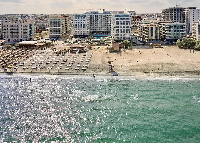 Japandi Queen Std - Infinity Pool & شقة *